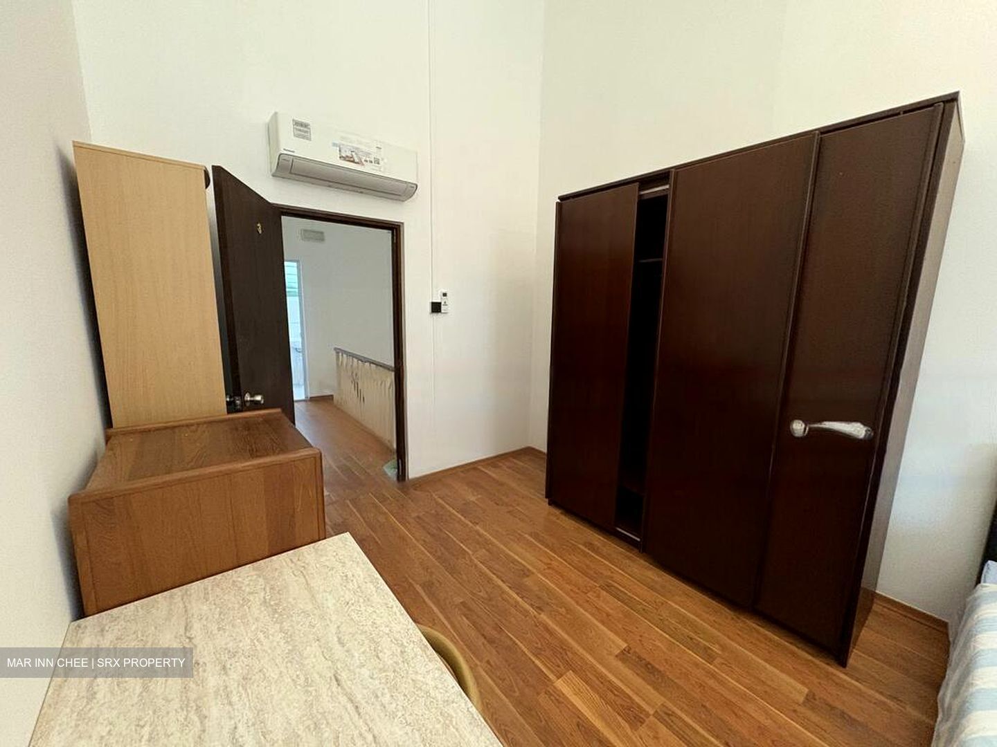 Sennett Estate (D13), Terrace #444234251